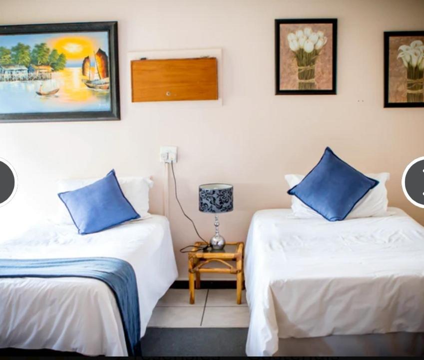 Neon Moon Hotel เวลคอม ภายนอก รูปภาพ
